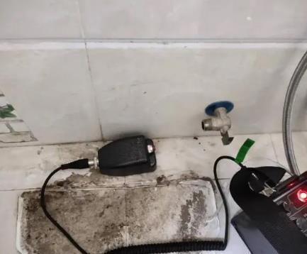 武陵屋顶漏水维修公司分享下卫生间漏水的危害及解决方法